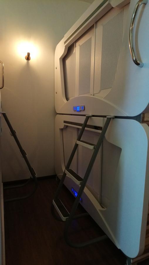 Stay With Me Capsules Hostel Malacca Exteriör bild