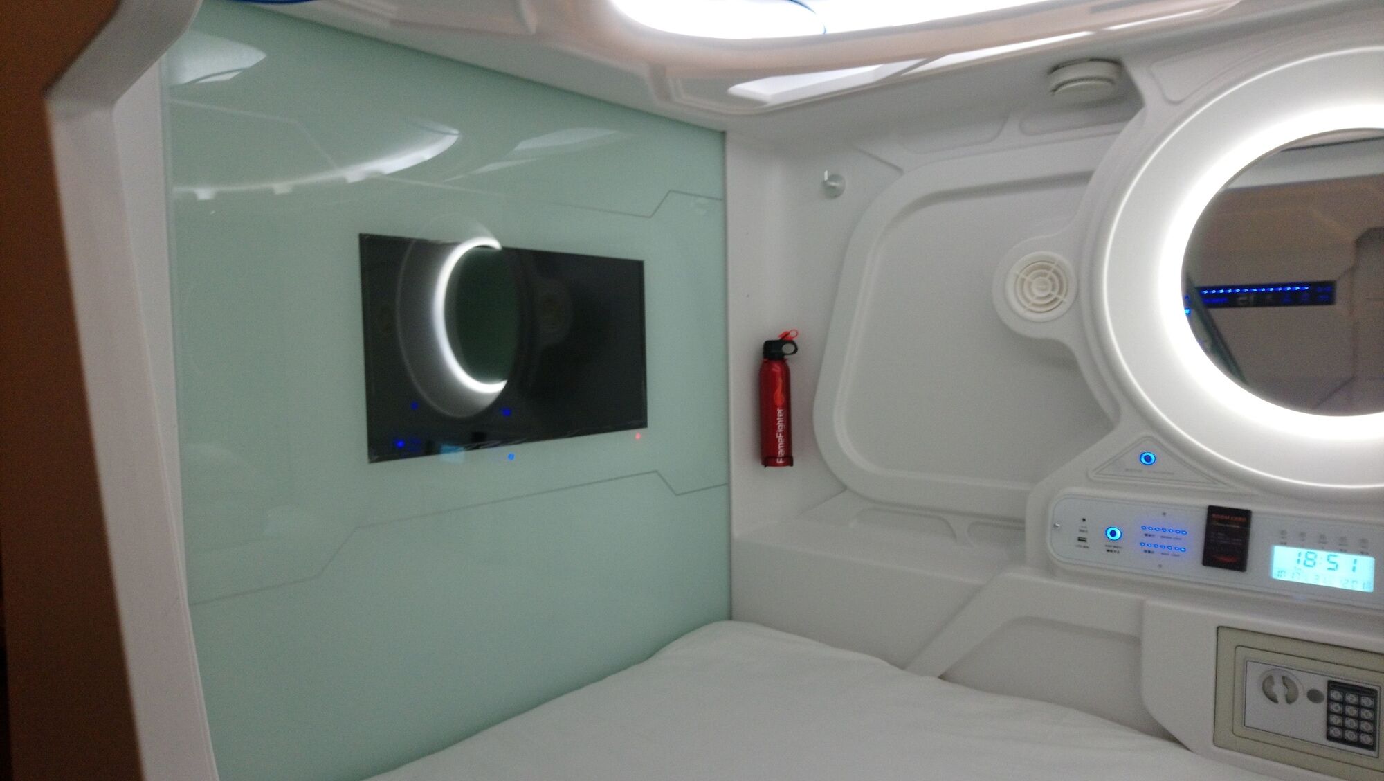 Stay With Me Capsules Hostel Malacca Exteriör bild